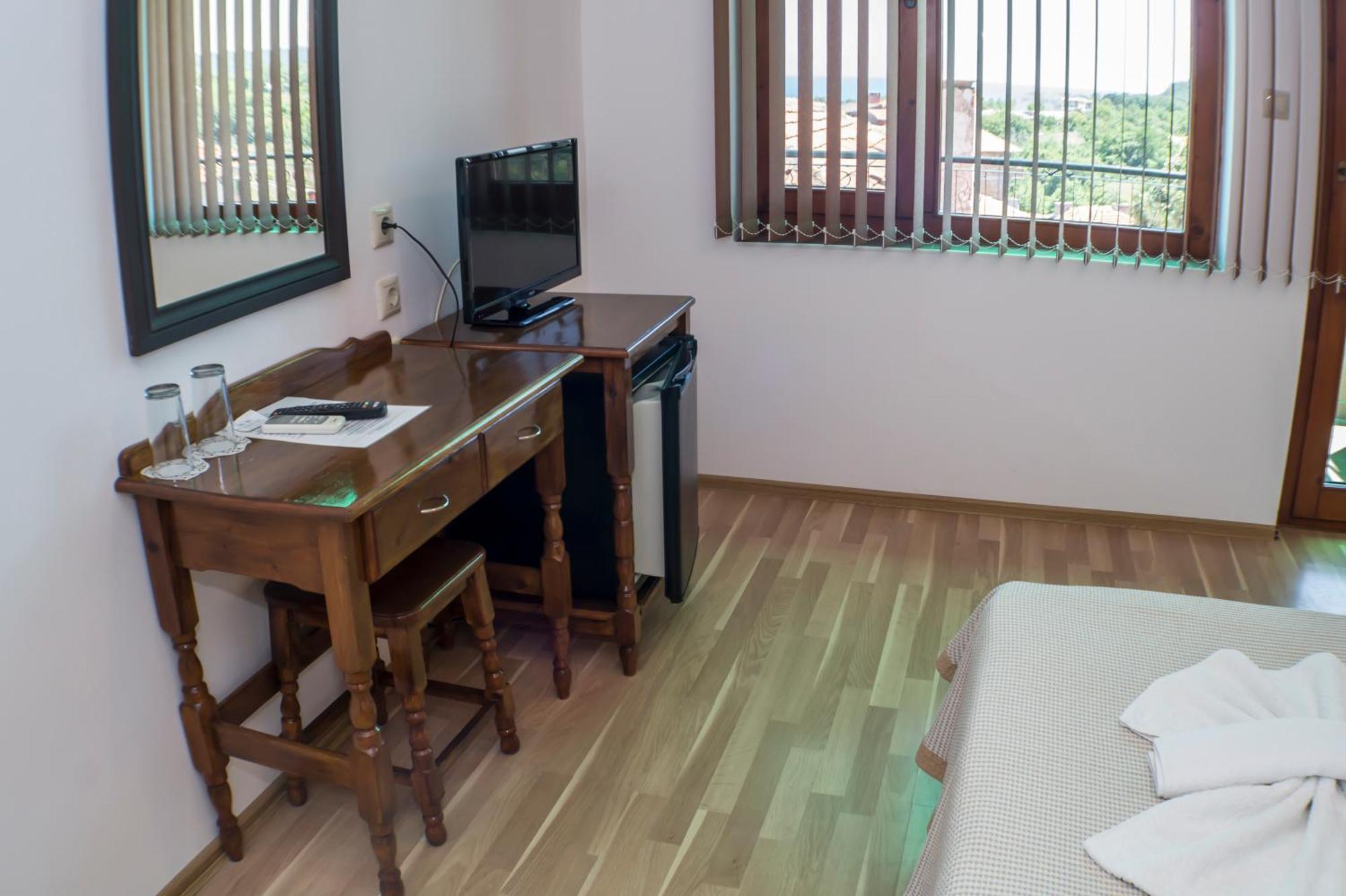 Chrystal Guest House Obzor Habitación foto