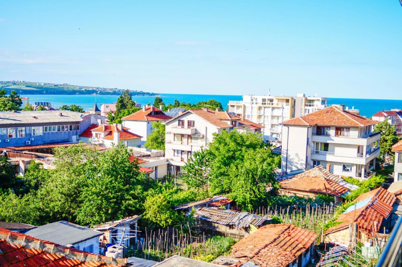 Chrystal Guest House Obzor Exterior foto