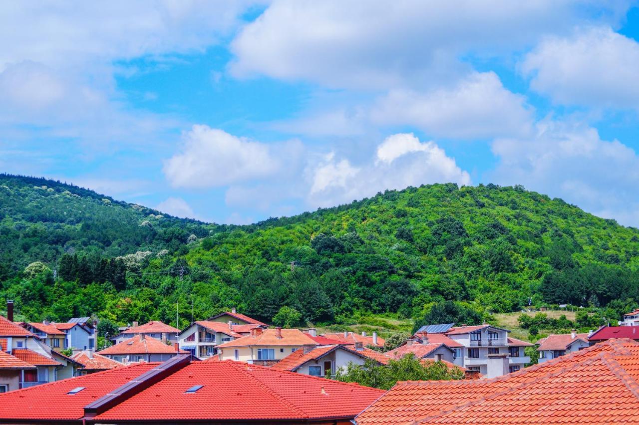 Chrystal Guest House Obzor Exterior foto